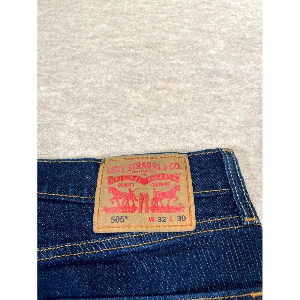 Levi's 505 Regular Jeans Mens 32x30 Blue Denim Cotton Mid Rise Straight Leg - Picture 9 of 16
